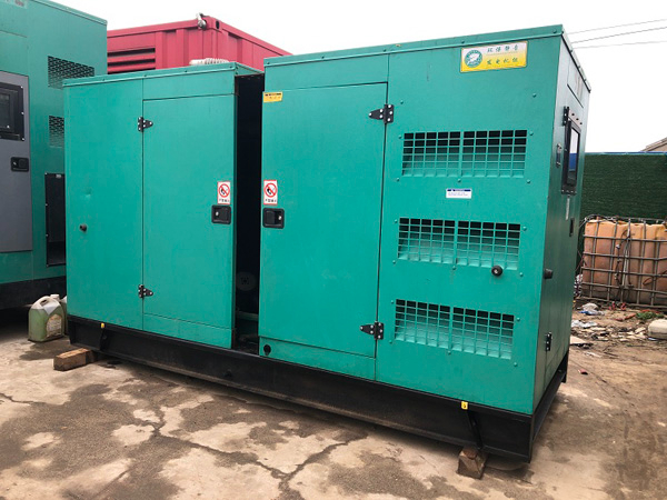 武山怎样合理控制磷酸铁锂蓄电池的充放电倍率以延长其使用寿命？