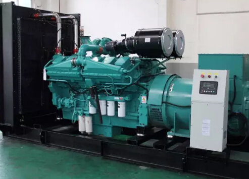 武山发电机如何选择合适的除垢剂来清洗水冷式机油散热器？